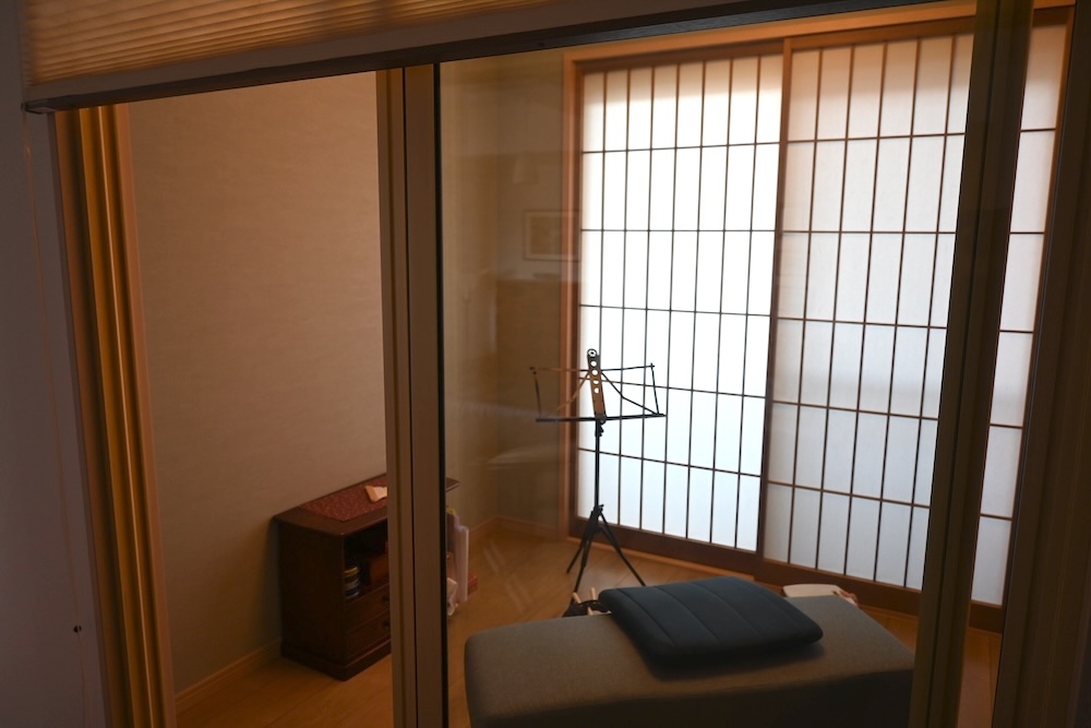 自宅で気兼ねなく三味線を練習できる空間を求めて防音工事を決意