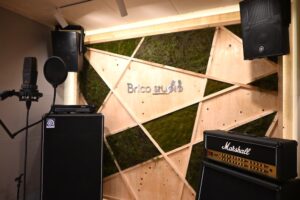 若手アーティスト必見。 仕事しながら音楽に没頭できる夢の環境とは。