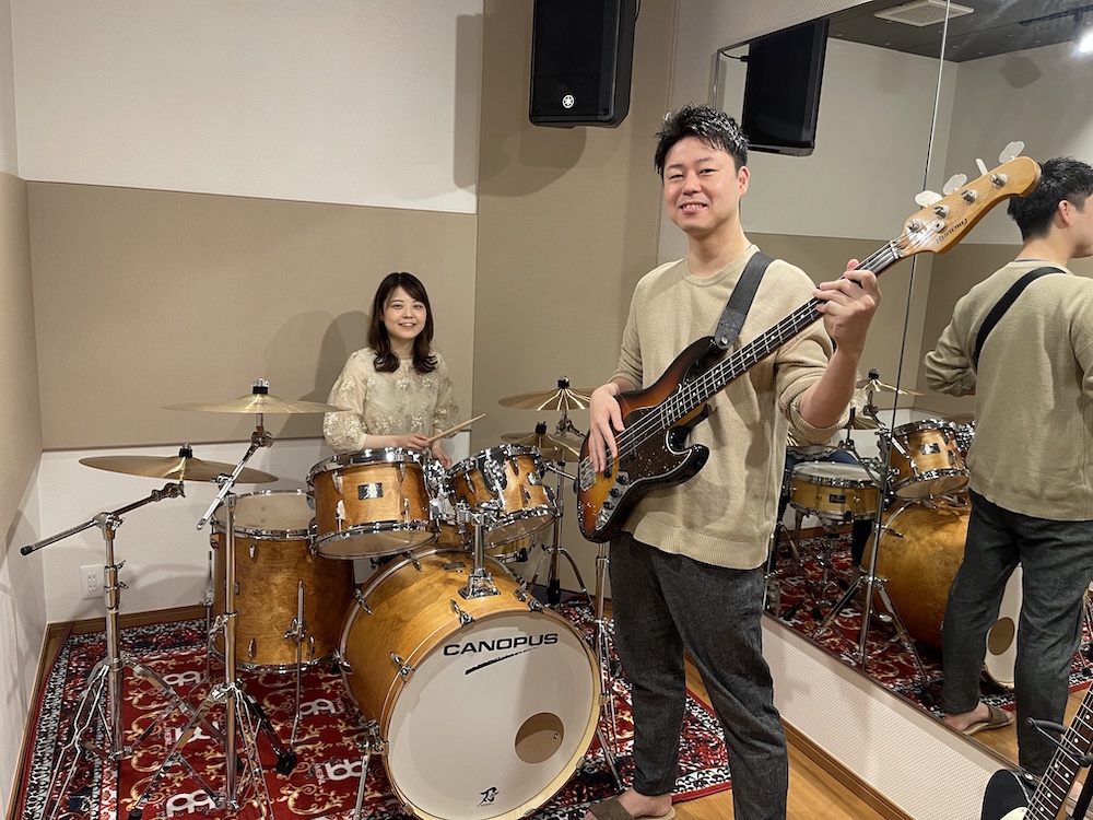 自宅スタジオによって、ますます練習に励み、音楽活動を楽しみます！