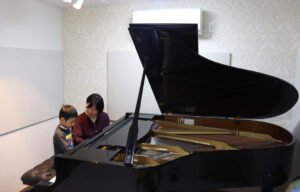 ピアノ教室(なかもとピアノ教室)