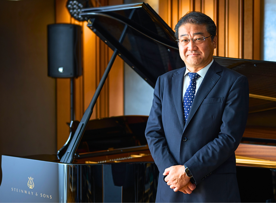 代表取締役　嶺島伸治