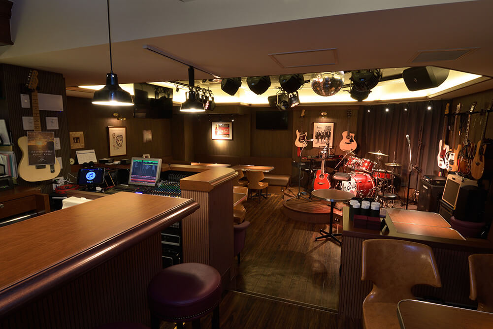 ミュージックバー・ アン・ルーリー様